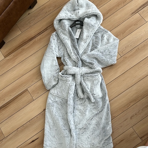 Marks & Spencer | Intimates & Sleepwear | Marks And Spencer Plush Robe ...
